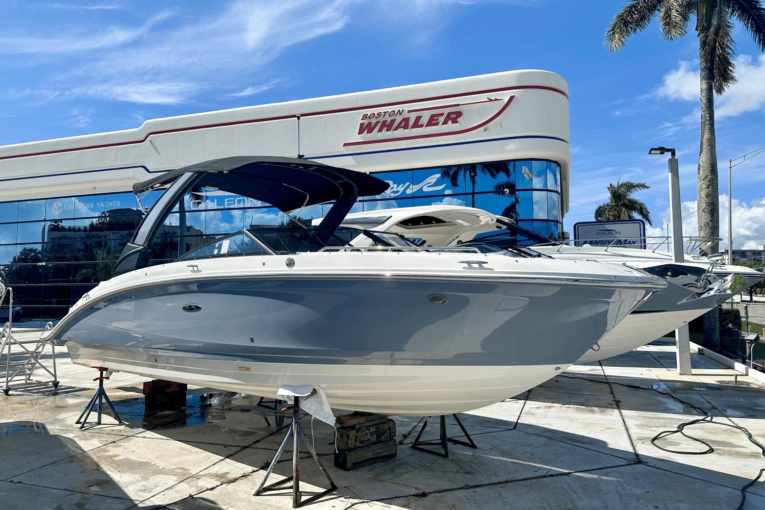 2024 Sea Ray SDX 270 Outboard Runabout for sale YachtWorld
