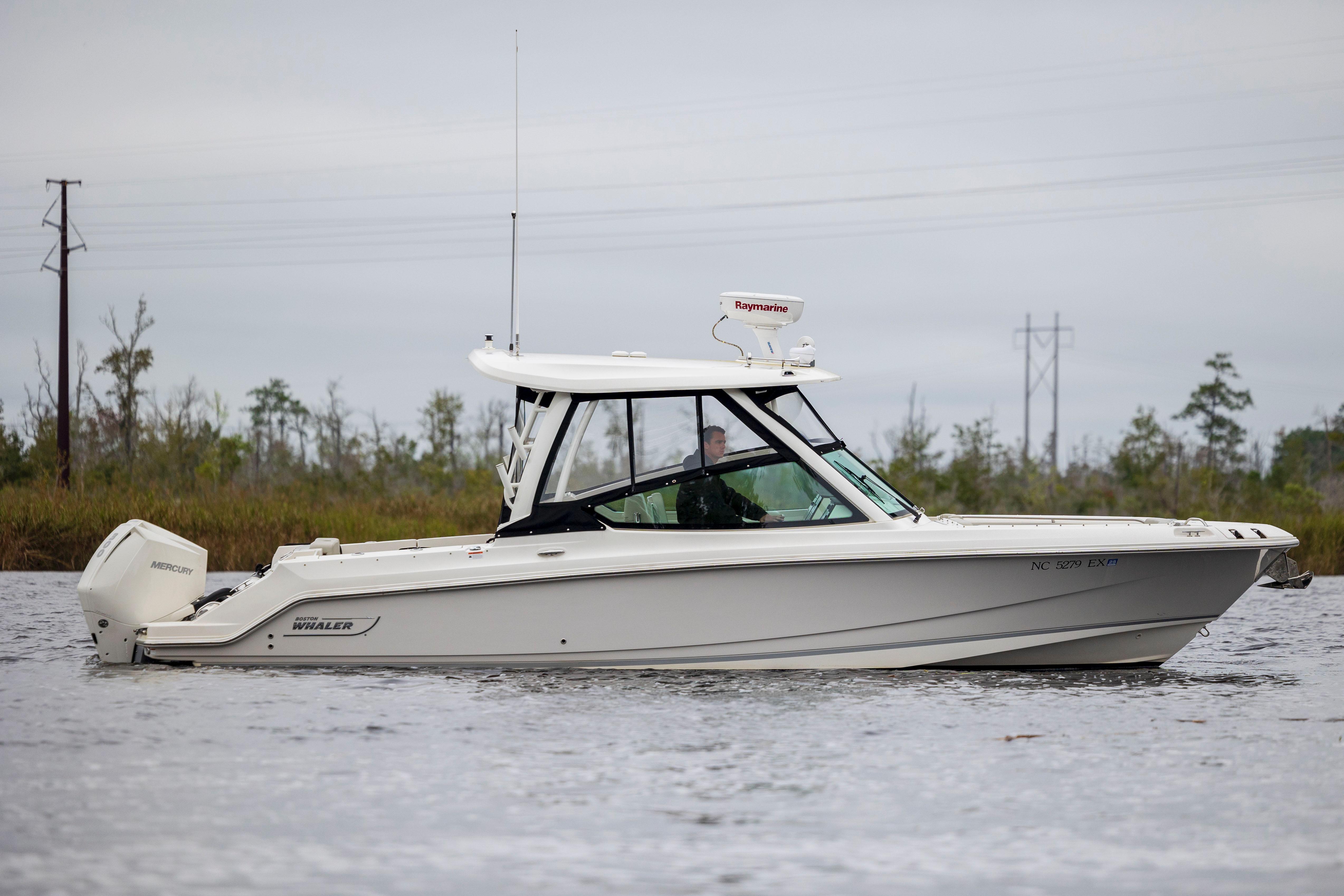 2022 Boston Whaler 280 Vantage Dual Console for sale - YachtWorld