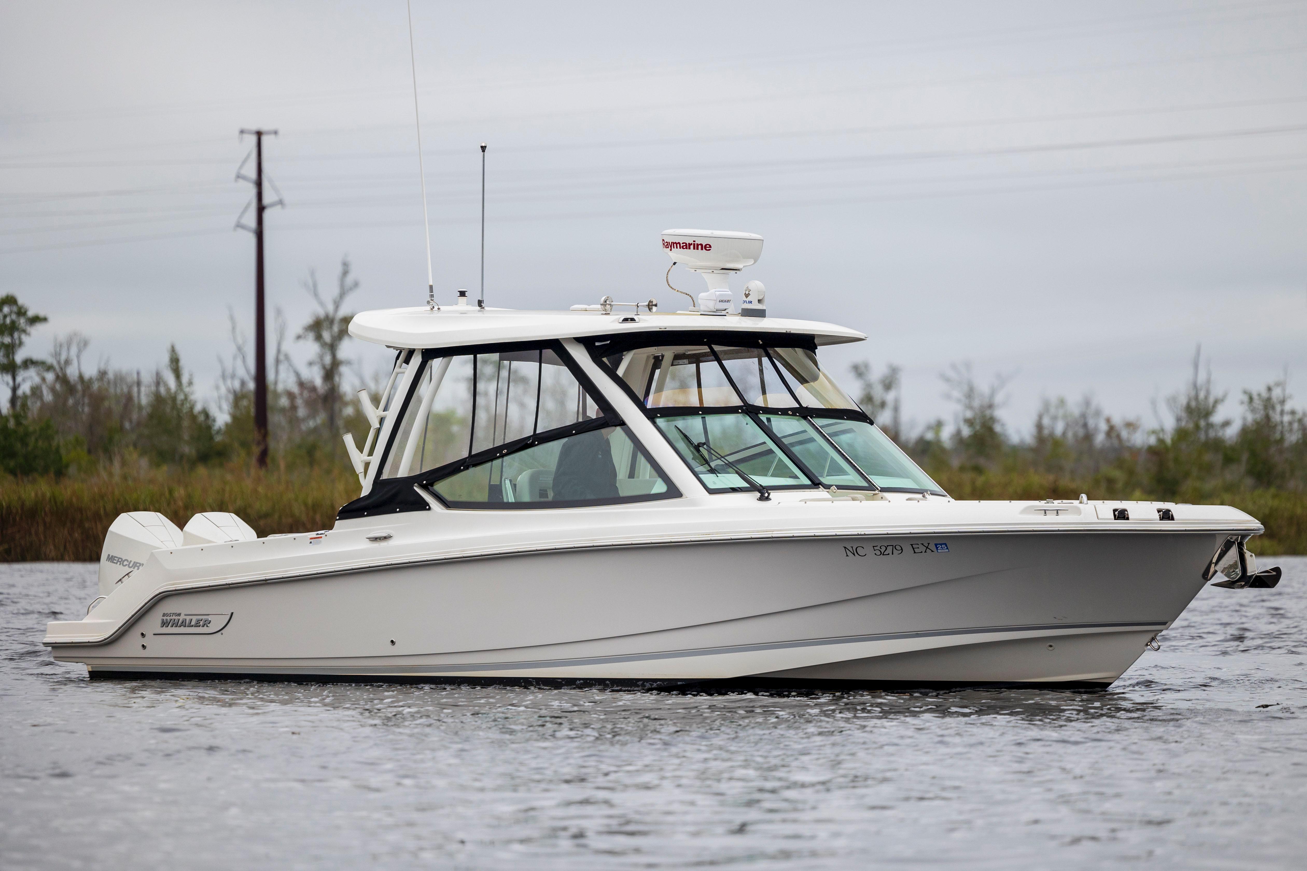 2022 Boston Whaler 280 Vantage Dual Console for sale - YachtWorld