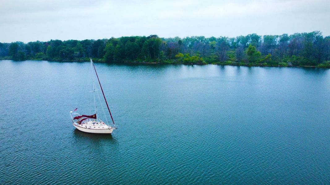 1995 Island Packet 40