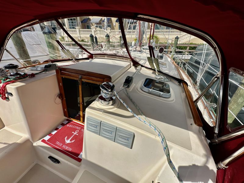 1995 Island Packet 40