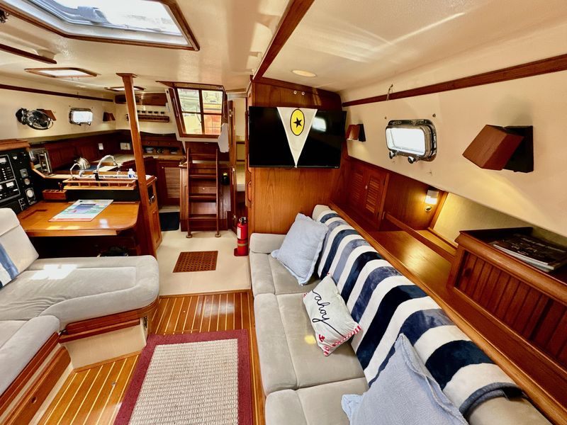 1995 Island Packet 40