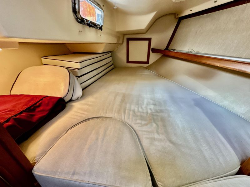 1995 Island Packet 40