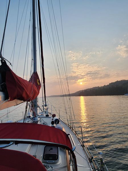 1995 Island Packet 40