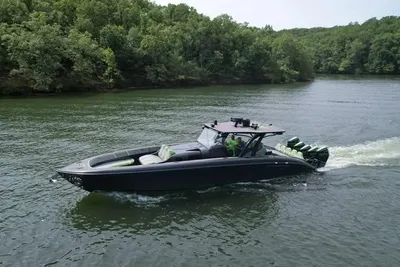 Midnight Express 43' Solstice