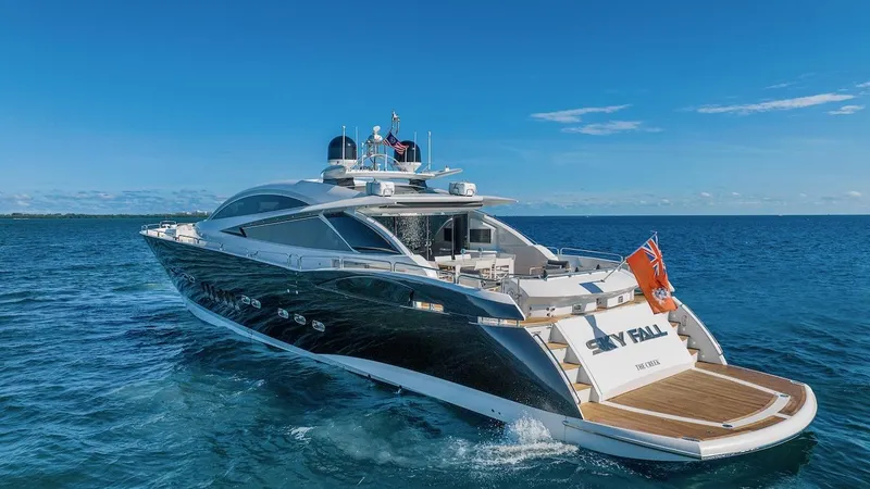 Skyfall Yacht Photos Pics Luxury Sunseeker Predator 108 yacht cruising on open sea, 2008 model.