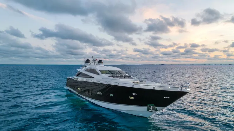 Skyfall Yacht Photos Pics 