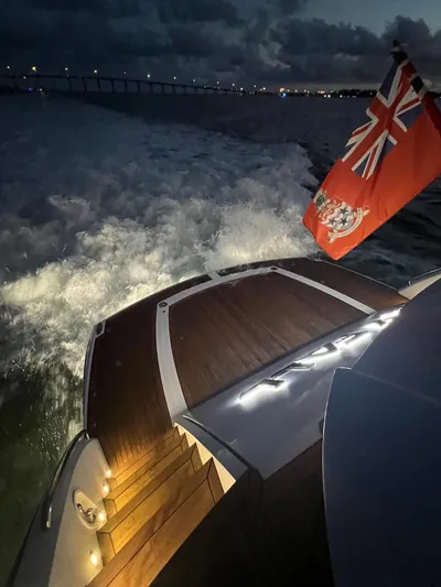 Skyfall Yacht Photos Pics 