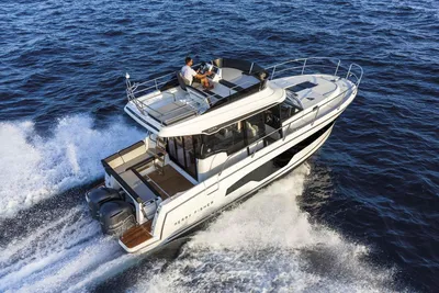2025 Jeanneau Merry Fisher 1095 FLY