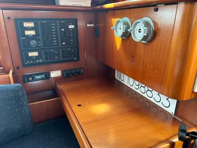 2000 Beneteau 461