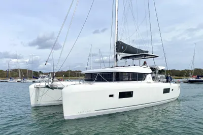 2024 Lagoon 42