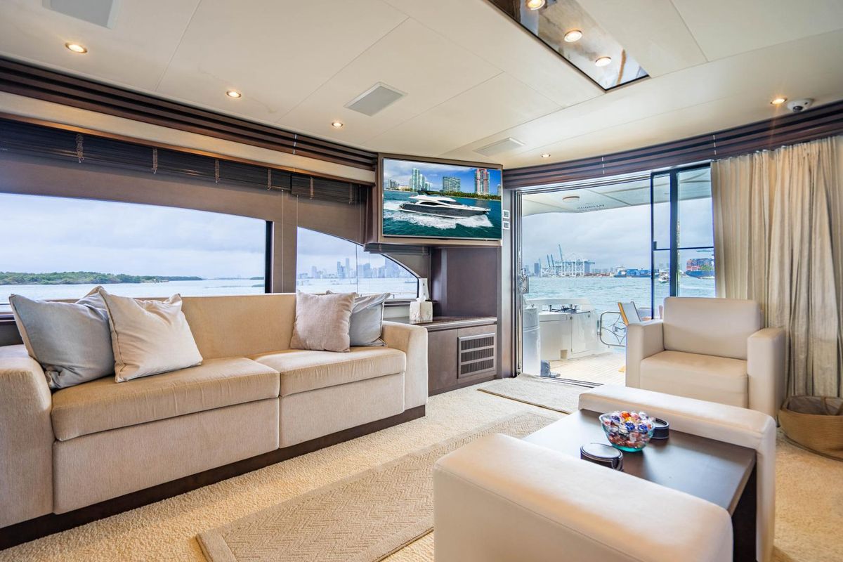 2015 Marquis 72 