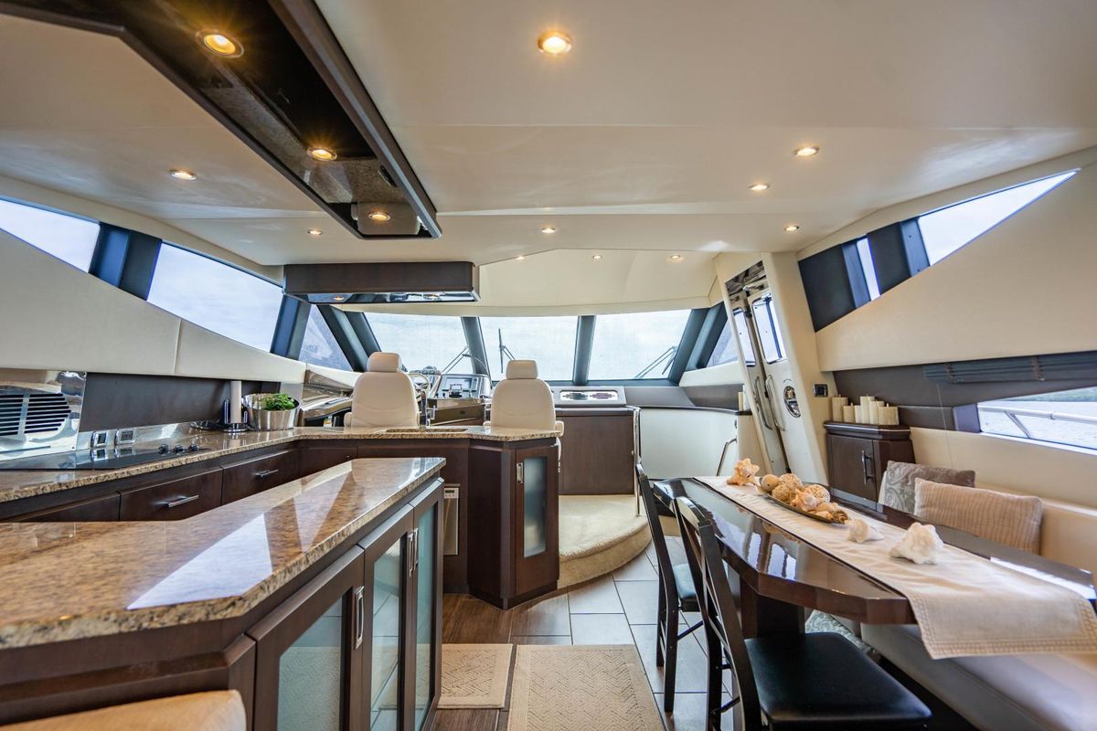 2015 Marquis 72 
