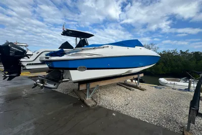 Regal 2520 FasDeck