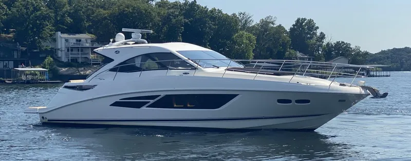  Yacht Photos Pics 2015 Sea Ray 510 Sundancer yacht on a serene lake.
