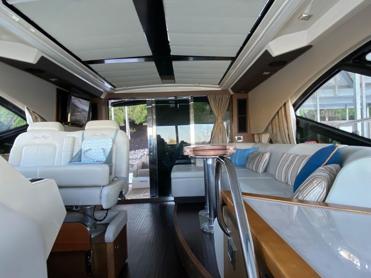 2015 Sea Ray 50 