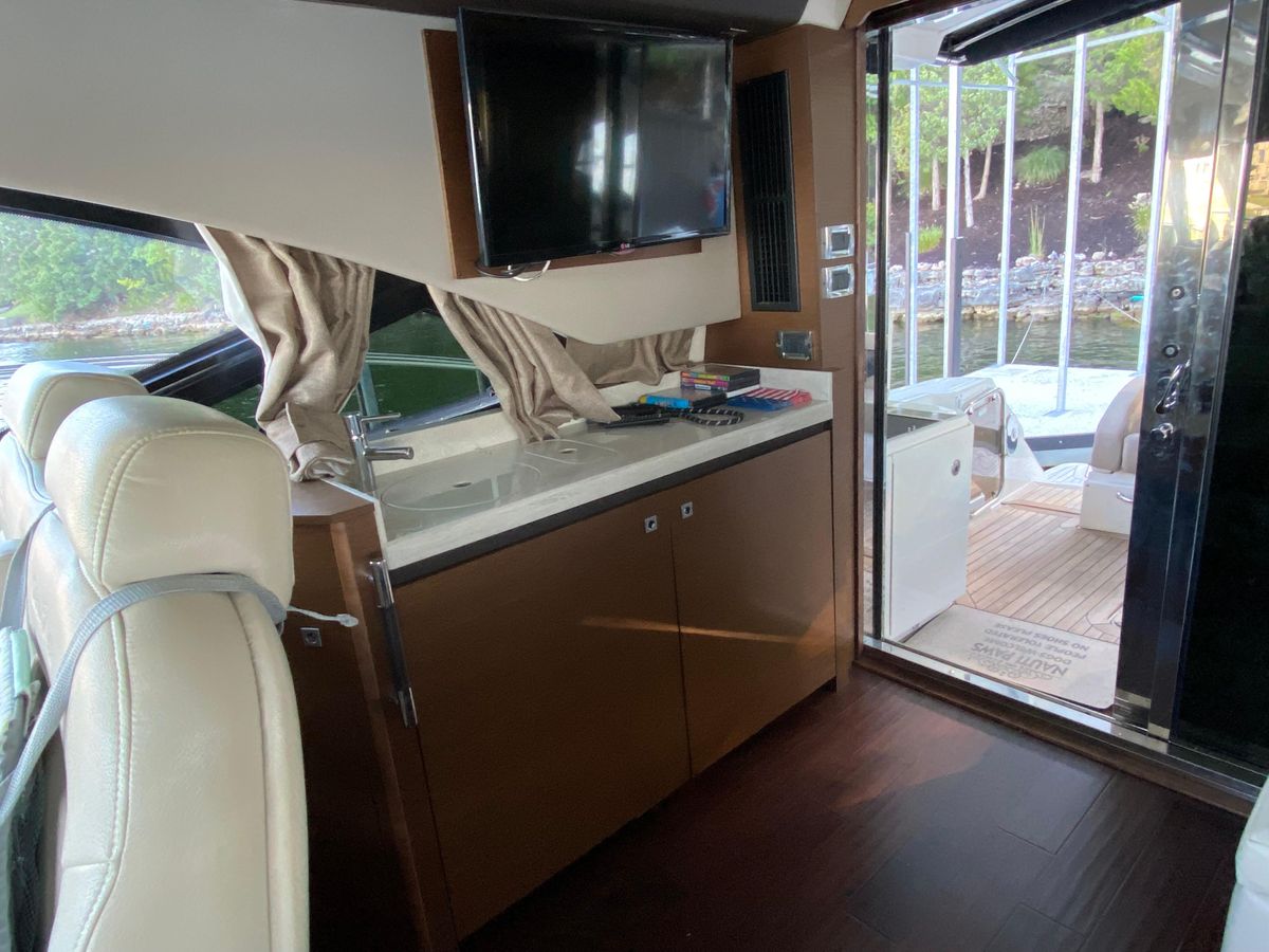 2015 Sea Ray 50 
