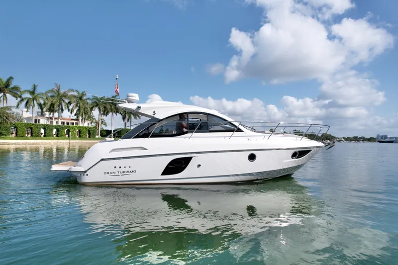 Fifi Yacht Photos Pics 