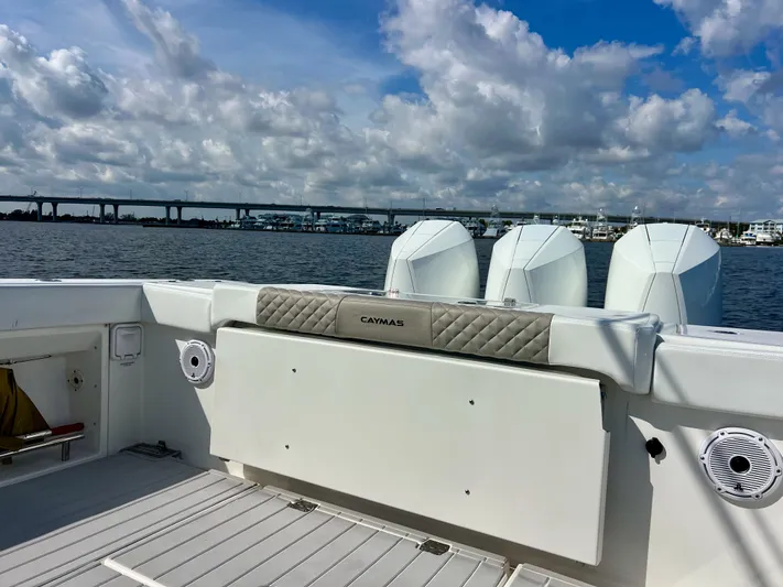 Safe Harbor/bluewater Yacht Sales Yacht Photos Pics 