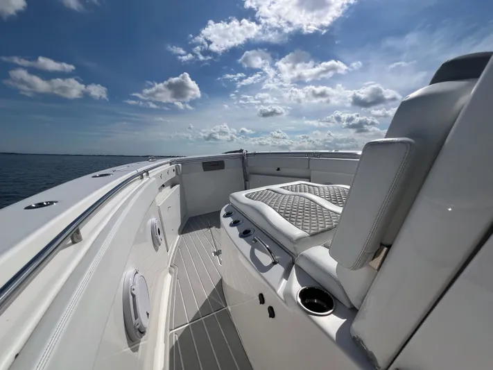 Safe Harbor/bluewater Yacht Sales Yacht Photos Pics 