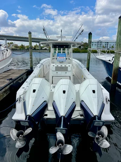 Safe Harbor/bluewater Yacht Sales Yacht Photos Pics 