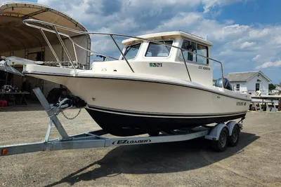 Defiance Admiral 220 EX