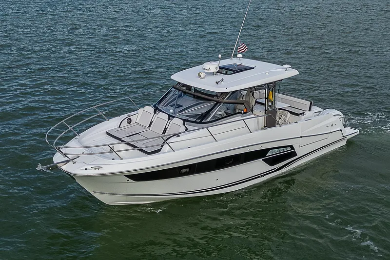 Brama Sole Yacht Photos Pics 2022 Jeanneau Leader 12.5 boat cruising on open water.