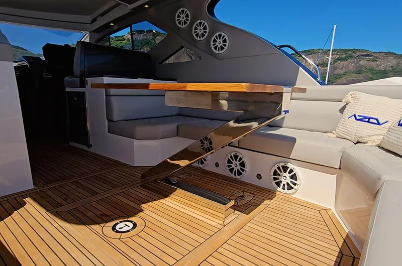 Z480 Yacht Photos Pics 