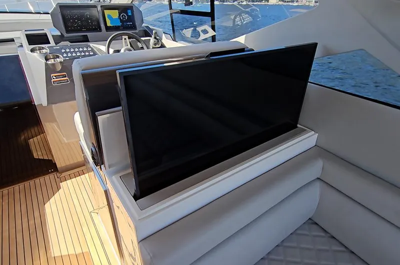 Z480 Yacht Photos Pics 