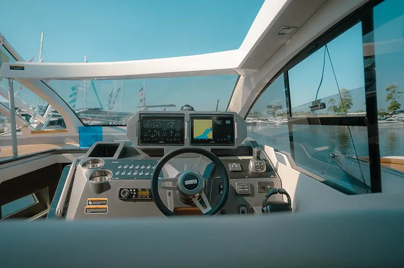 Z480 Yacht Photos Pics 