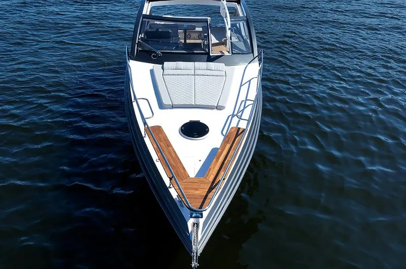 Z480 Yacht Photos Pics 