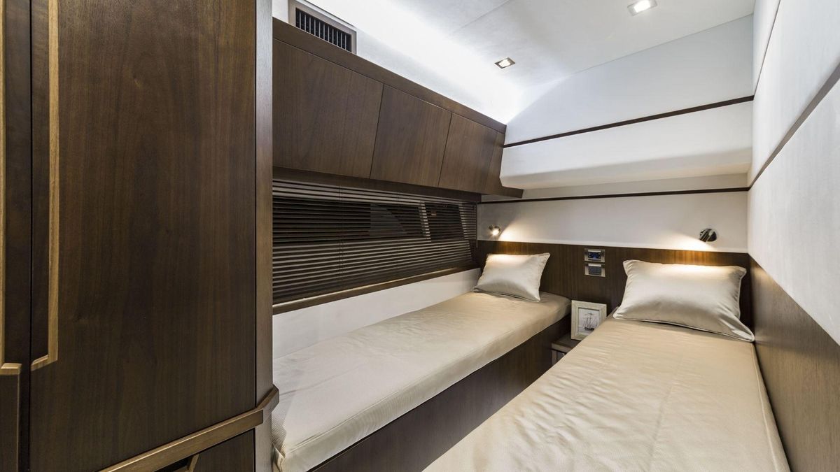 2014 Galeon 58 