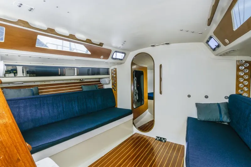 Limitless Yacht Photos Pics 