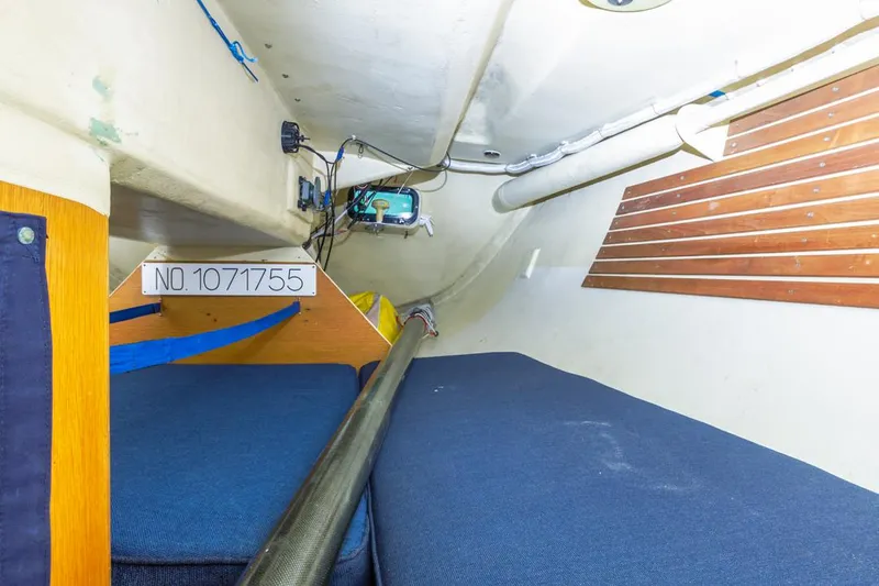 Limitless Yacht Photos Pics 