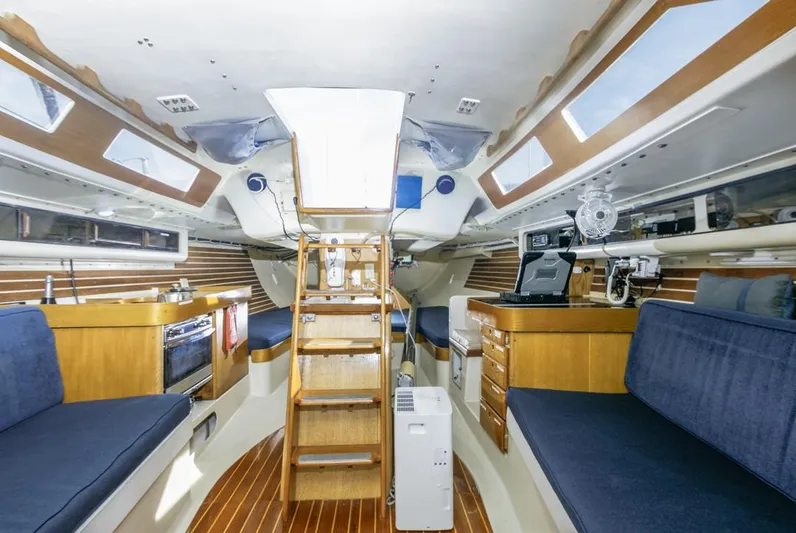 Limitless Yacht Photos Pics 