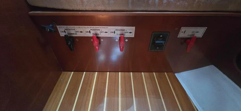 Royce Yacht Photos Pics Control panel of a 2007 Beneteau 423 sailboat with battery switches.