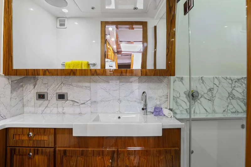 Big Momma Yacht Photos Pics 