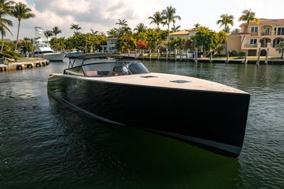 2015 VanDutch 55