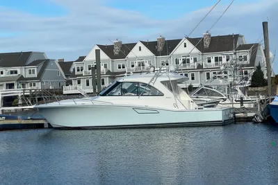 Cabo 44 Hardtop Express