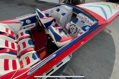 2015 Cigarette 38 Top Gun