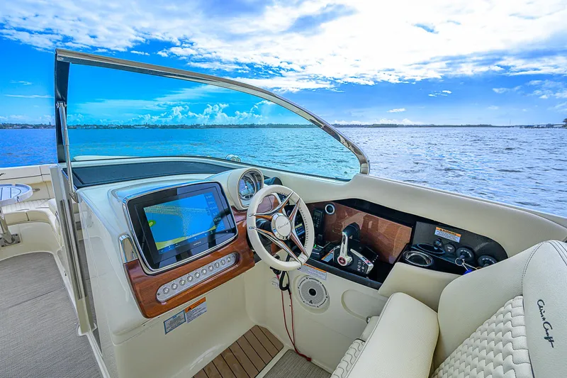 Relentless Yacht Photos Pics 