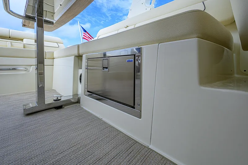 Relentless Yacht Photos Pics 