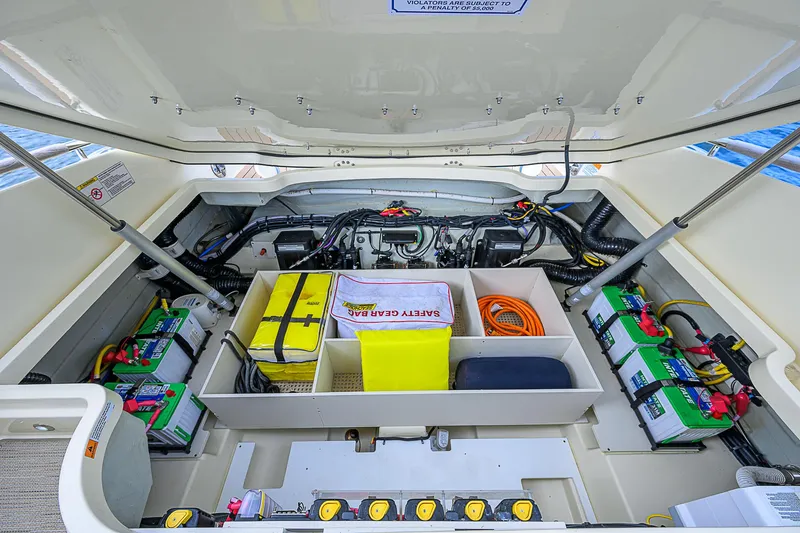 Relentless Yacht Photos Pics 