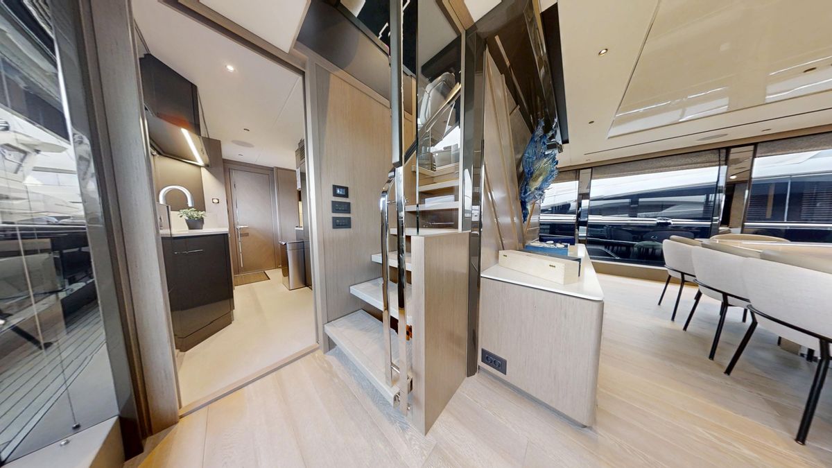 2023 Sunseeker 100 