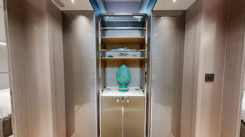 Majic Yacht Photos Pics 