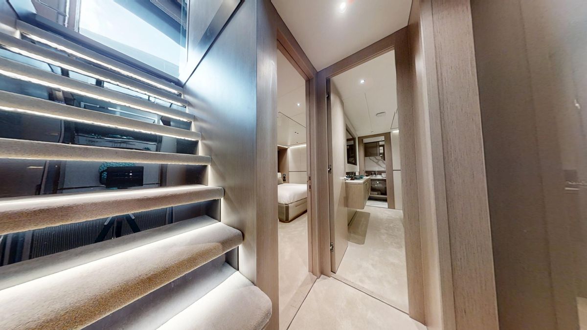 2023 Sunseeker 100 
