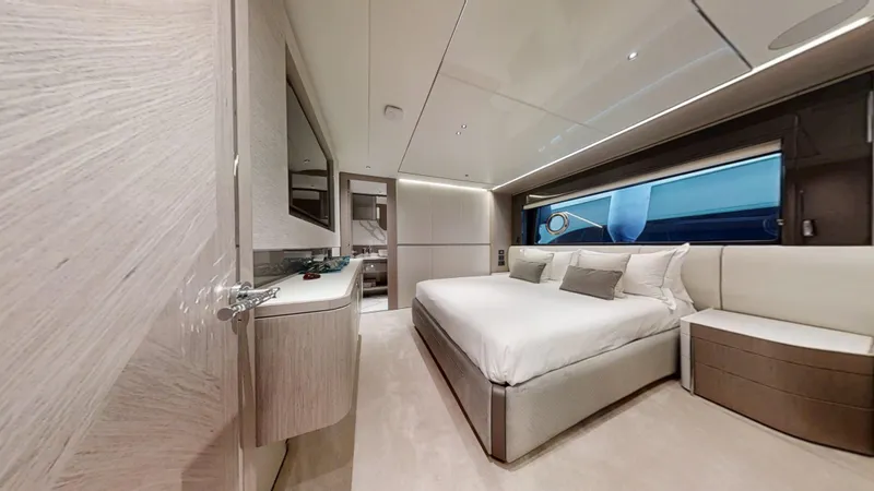 Majic Yacht Photos Pics 