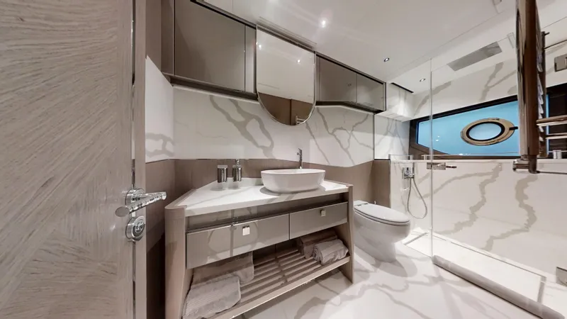 Majic Yacht Photos Pics 