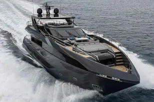 2023 Sunseeker 100 Yacht