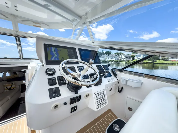 Finito Yacht Photos Pics 